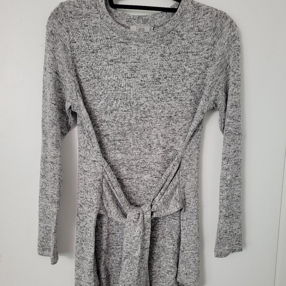 Dalia Sweater